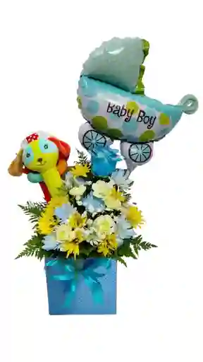 Arreglo Floral Nacimiento Varon, Con Sonajero Y Globo.