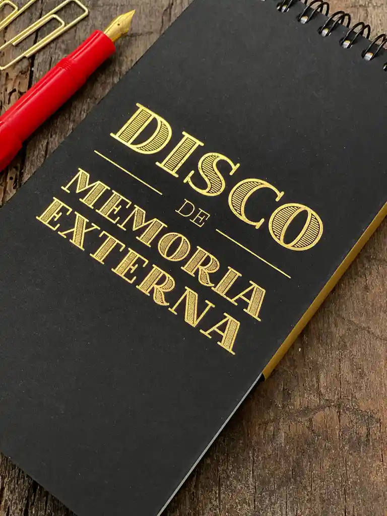 Libreta Anillada Folia · Disco Duro