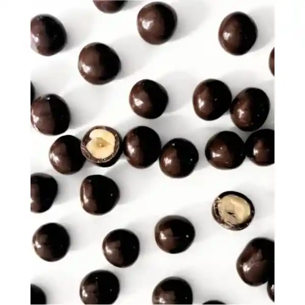 Avellana Europea Bañada En Chocolate 63% Cacao