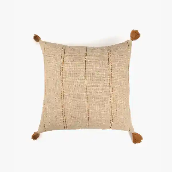 Cojín Líneas Bordadas Y Pompones Terracota