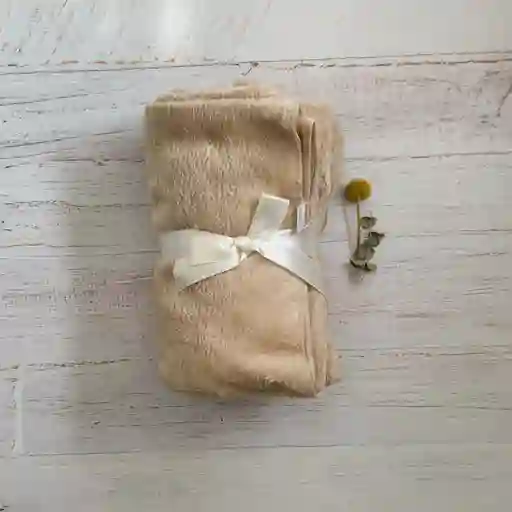 Manta Polar Beige Talla Unica