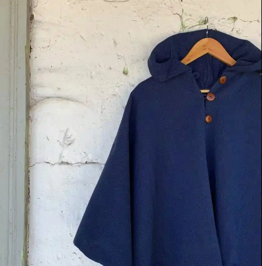 Poncho Típico Chileno Con Capucha, Adulto (talla Única) Azul Piedra