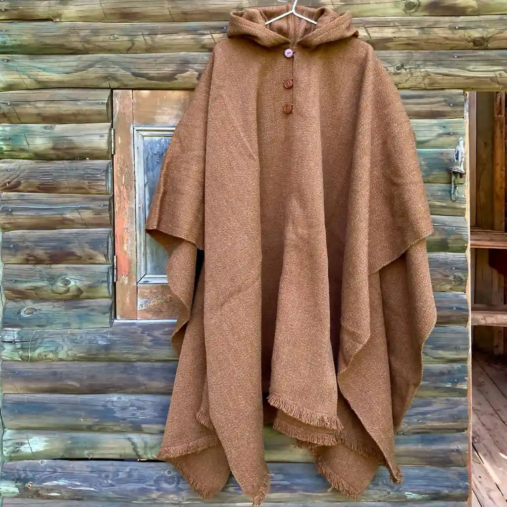 Poncho Típico Chileno Con Capucha, Adulto (talla Única) Vicuña