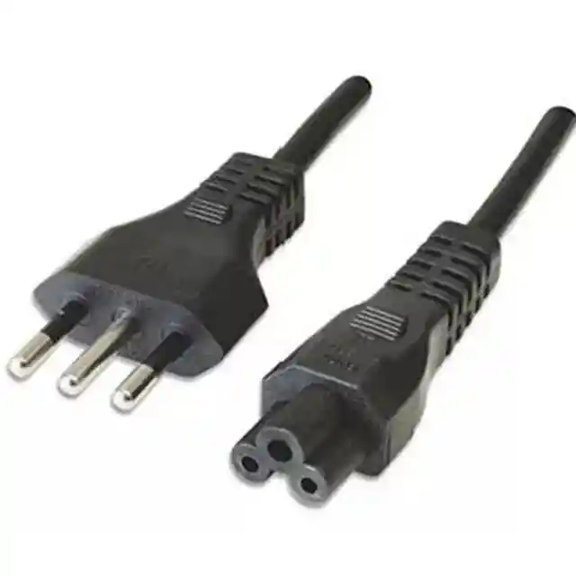 Cable De Poder Con Conector Tipo Trébol - 1.5 M