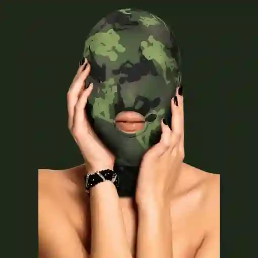Pasamontañas Militar Coqueto