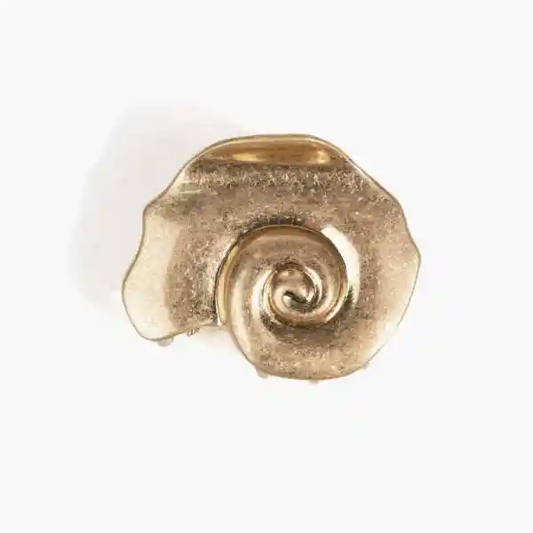 Pinza Metálica Diseño Caracol De Mar Dorado