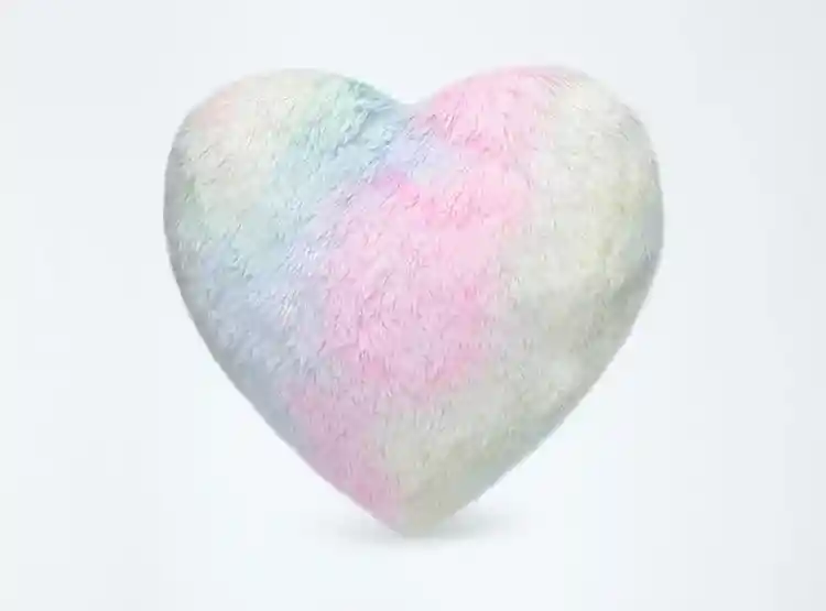 Cojin Peludo Juv Corazon Multicolor