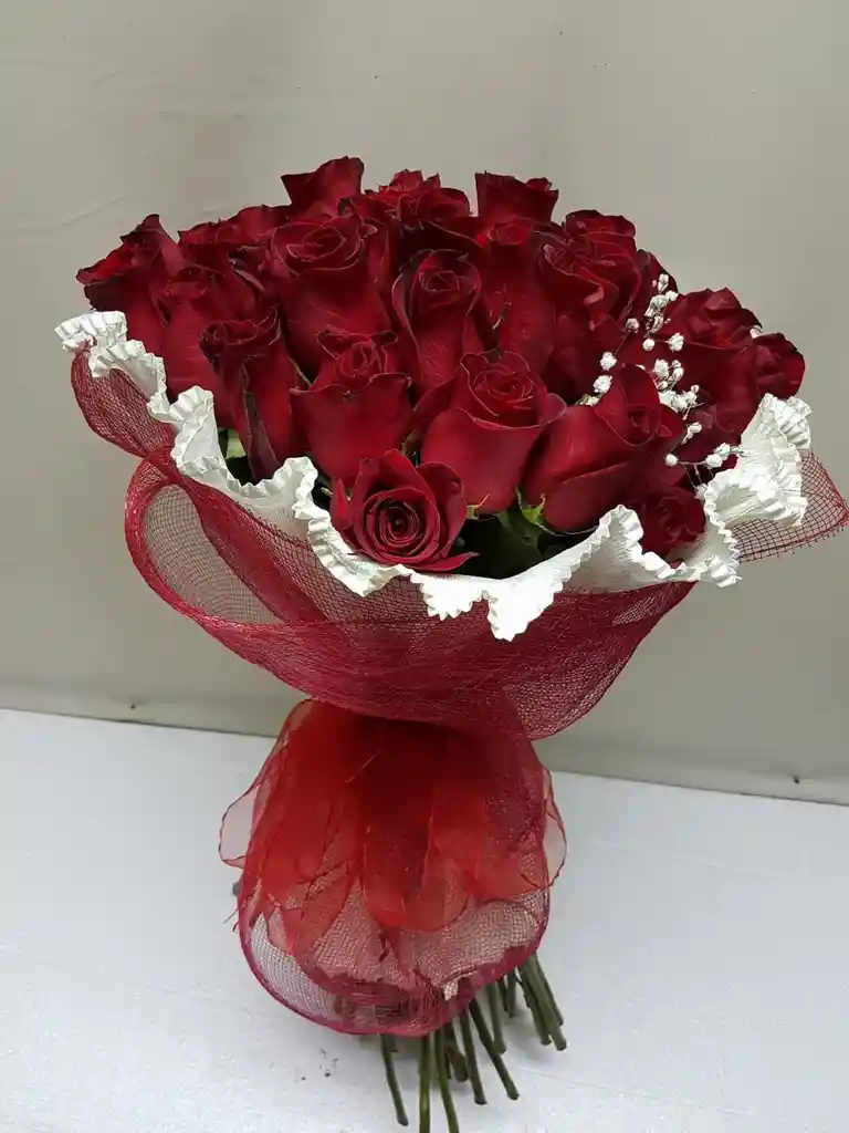 Ramo De 25 Rosas Rojas