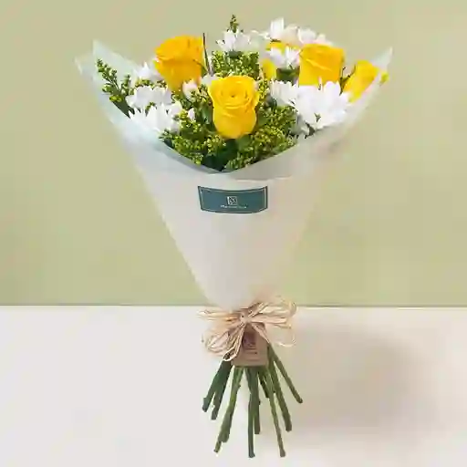 Rosas Amarillas & Pompón