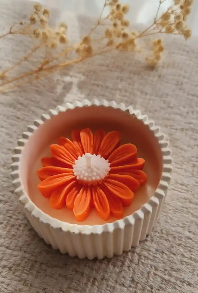 Vela Aura Margarita Naranja