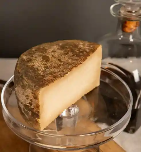 Queso Maduro De Cabra Herencia De Campo 100 Grs