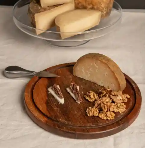 Queso Semi Curado De Cabra Herencia De Campo 95 Grs