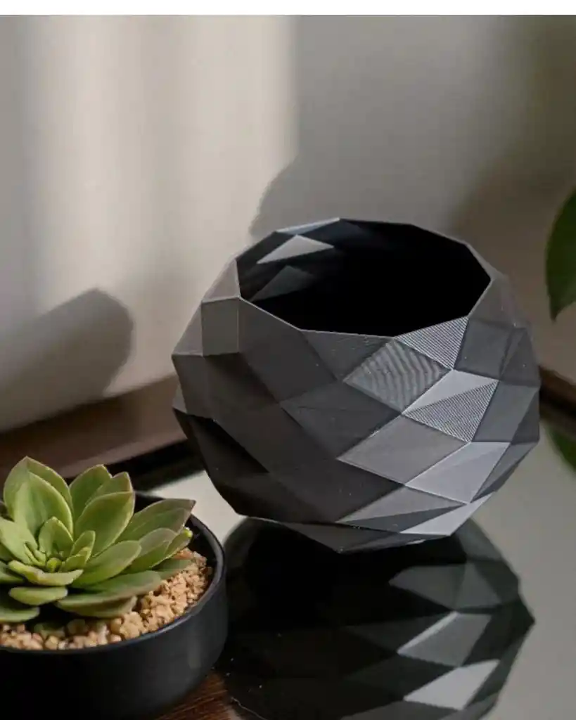 Macetero Geometrico Color Negro