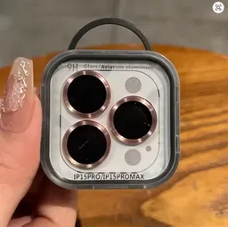 Protector De Camara Iphone 15 Pro / 15 Pro Max - Rosado