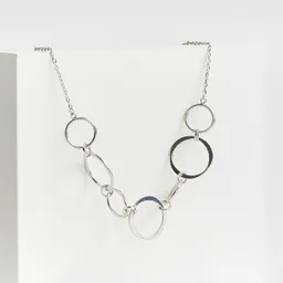 Collar Círculos Plateado