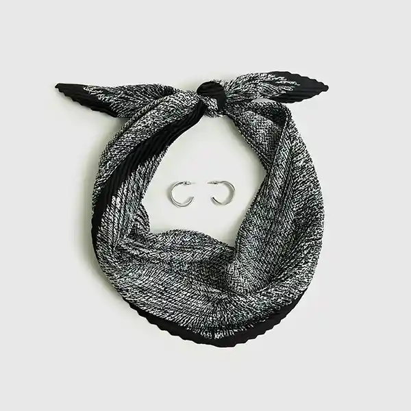 Set Pañuelo Y Aros Plisados Negro