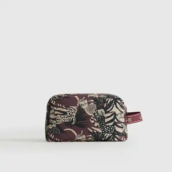 Estuche Woman Canvas Print Burdeo