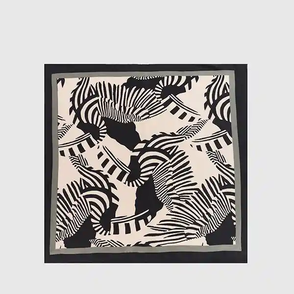 Pañuelo Cuadrado Tucanes Beige