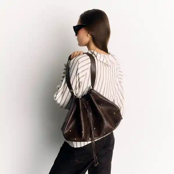 Cartera De Hombro Boho Tachitas Café