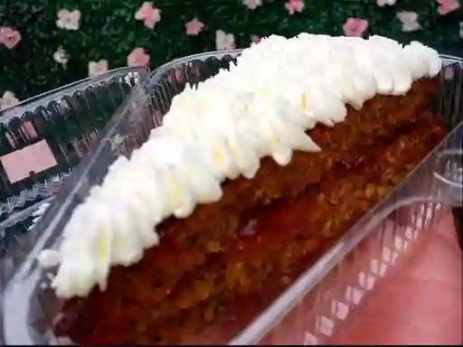 Torta Zanahoria con Chocolate Blanco