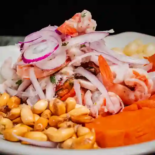 Ceviche mixto