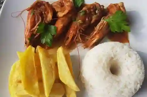 Salteado de Camarones