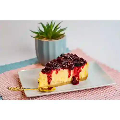 Cheesecake con Mermelada de Frutos Rojos
