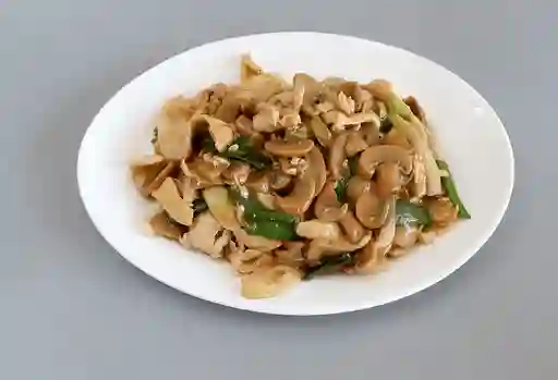 Pollo con Champiñones