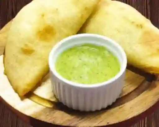 Empanada Operada Queso Amarillo