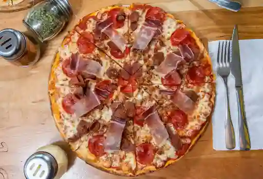 2x1 Pizza Cuatro Carnes