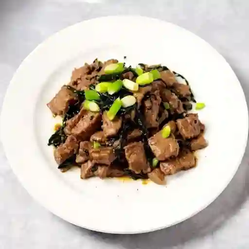 Carne con algas