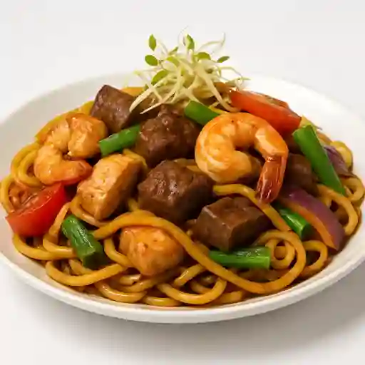Fetuccini Saltado 3 Sabores