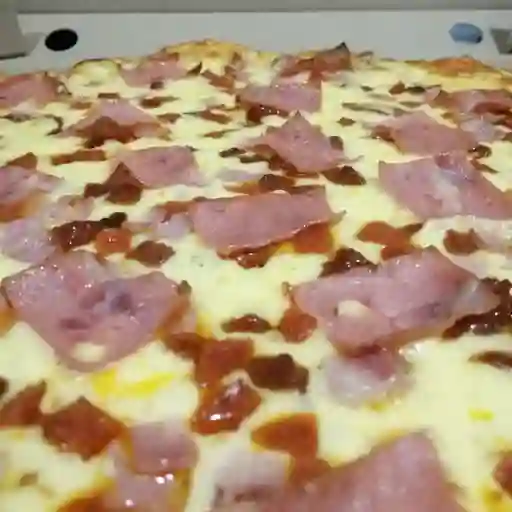 Pizza Caníbal Artesanal
