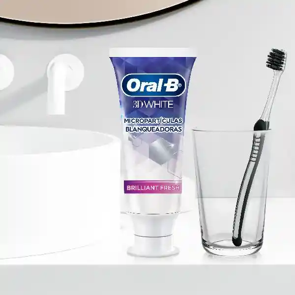 Oral-B Crema Dental 3D White Brilliant Fresh
