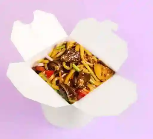 Fideos Salteados Pollo y Verduras