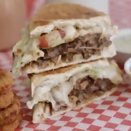 Sandwich chicago + fries