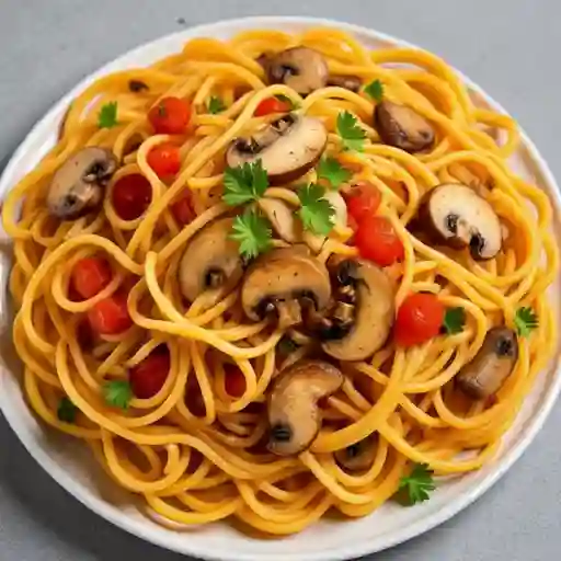 Tallarin Salteado Con Champinon