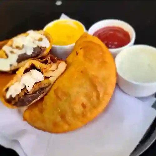 Empanada Pabellón