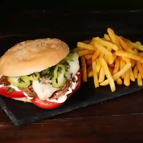 Burger el Brígido + Papas Fritas