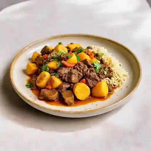 Chapsui De Carne Con Papas Fritas