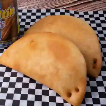 Empanada Carne Mechada