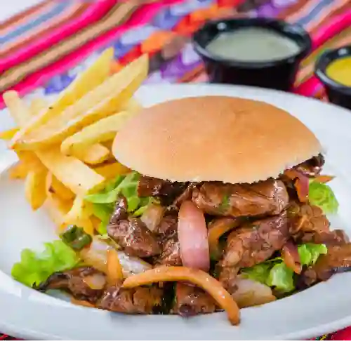 Sanguche Lomo Saltado