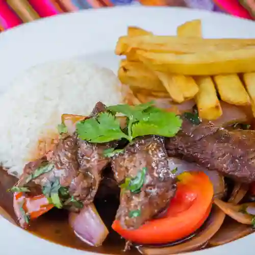 Lomo Saltado