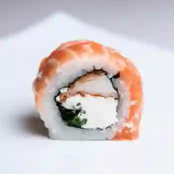 Envuelto en Salmon Pollo Apanado