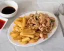 Pollo Mongoliano con Papapas Fritas