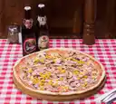 Combo Pizza Familiar + 2 Cervezas