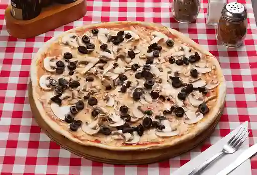 Pizza Al Funghi Familiar
