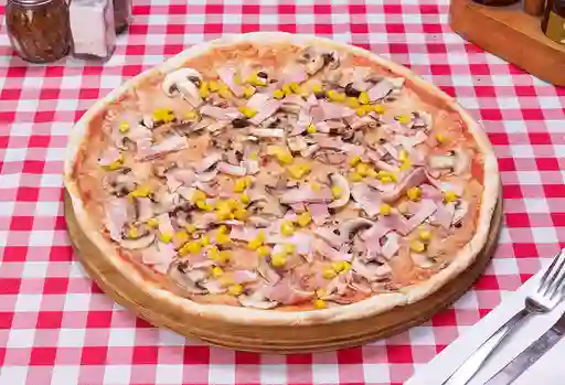 Pizza Americana Familiar