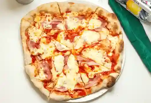 Pizza Provoleta Tocino