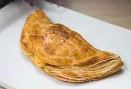 Empanada de Queso y Hoja